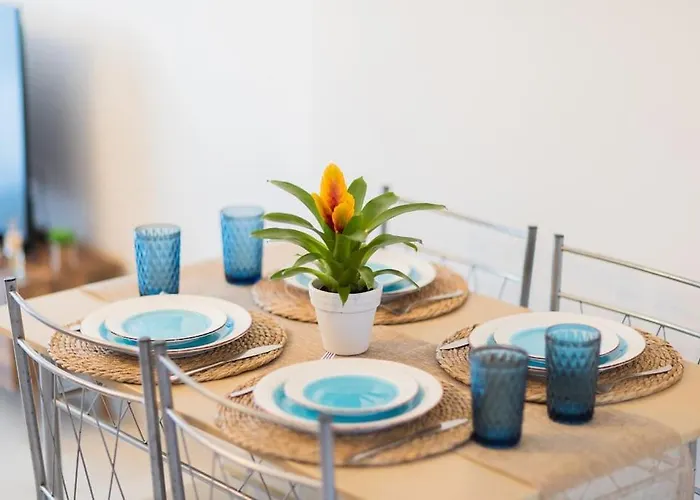 Make Yourself At Home! Mysth Hébergement de vacances *