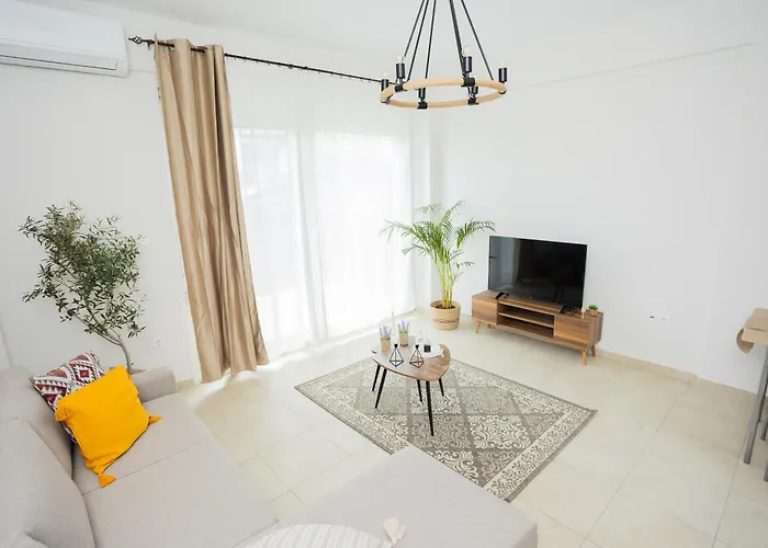 Hébergement de vacances Make Yourself At Home! Mysth *