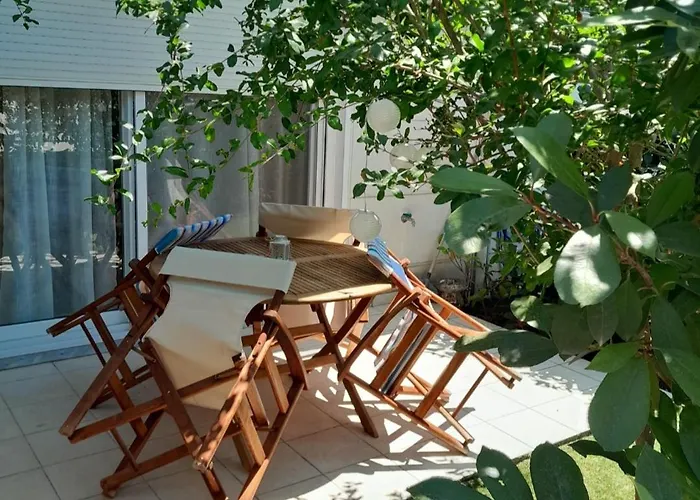Vakantiehuis Make Yourself At Home! Mysth *
